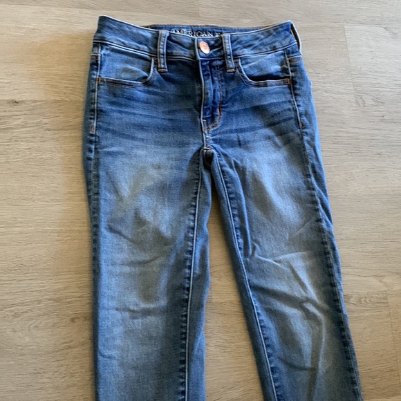 American eagle - Picture 3 of 5